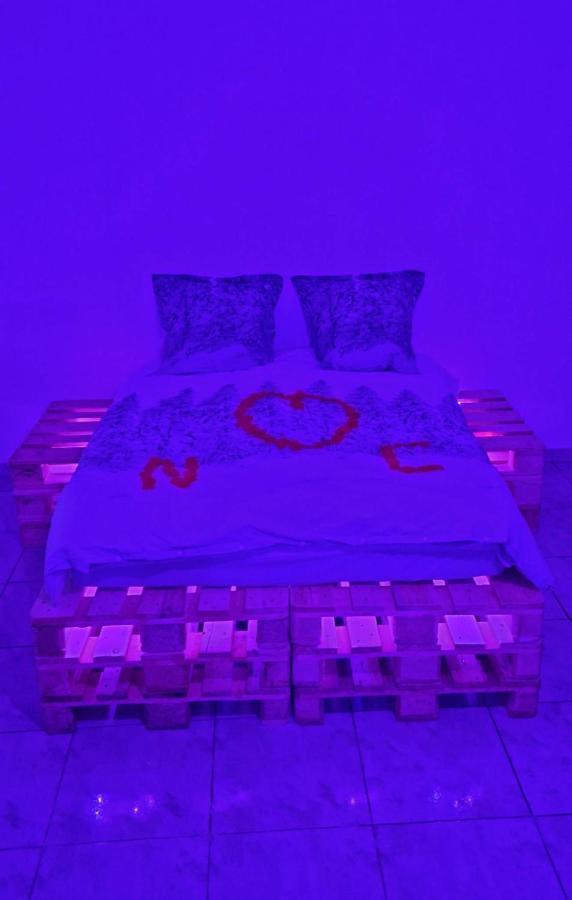 Zen In Loft Bed & Breakfast Embry ภายนอก รูปภาพ